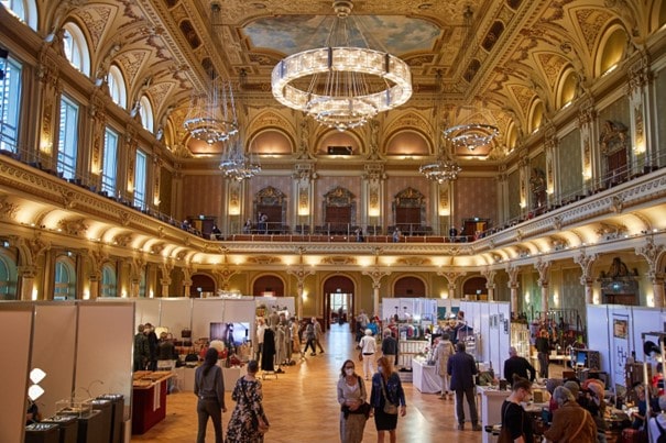 FineArts in der historischen Stadthalle Wuppertal